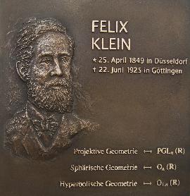 Gedenktafel in Bronze mit Portrait von Felix Klein, Friedrich-Alexander-Universität Erlangen-Nürnberg,Department Mathematik